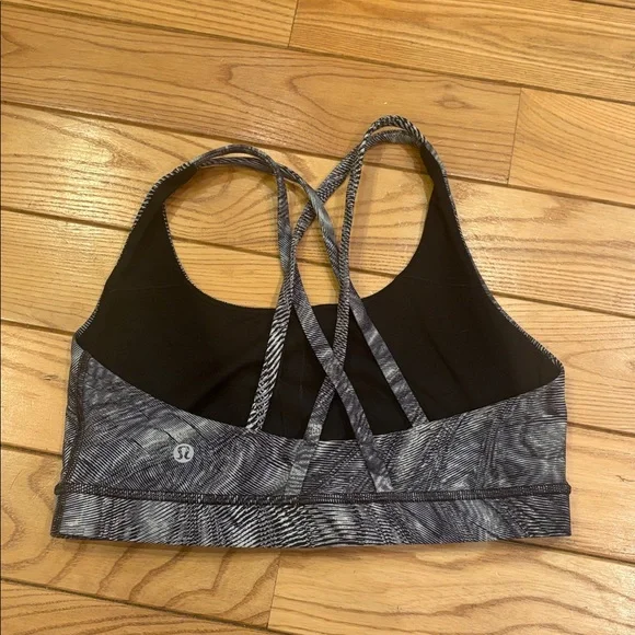 Lululemon Size 8 Energy Bra in Dimensional Icing Blue Multi-Color Sports Bras